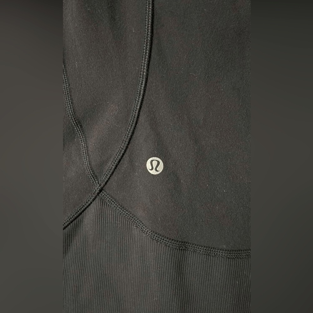 Lululemon Jacket - Picture 5 of 5